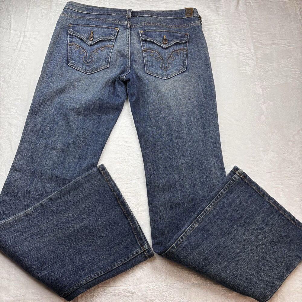VTG Y2K LEI Ashley Ultra Low Rise Flare Jeans 9  Med Wash Embroidered Flap